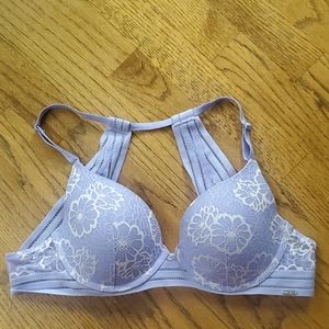 PINK Victoria's Secret Lightly Lined lace 34C
